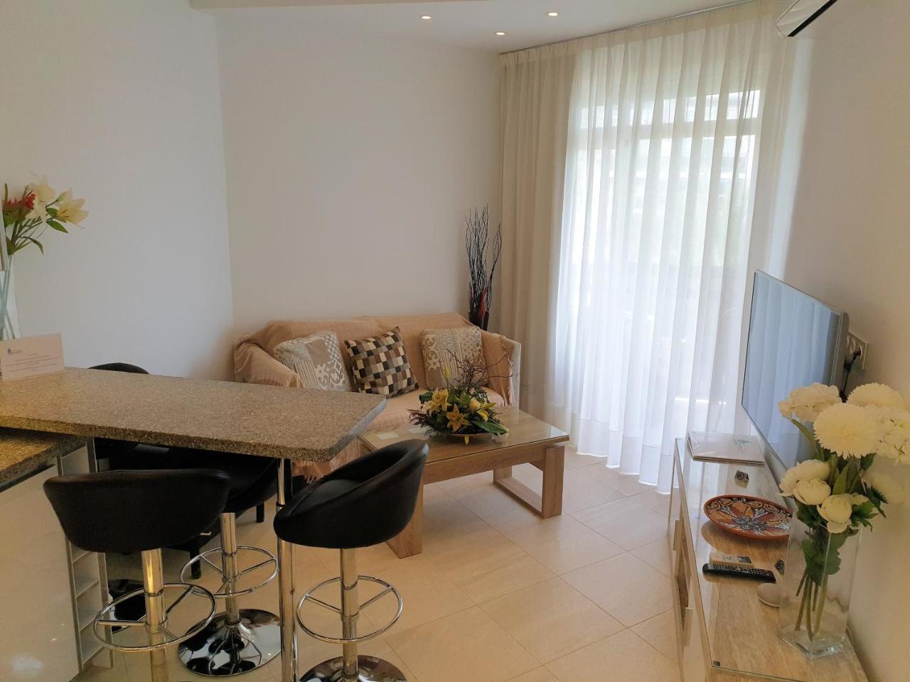 Skol Apartments Μαρμπέλλα Εξωτερικό φωτογραφία